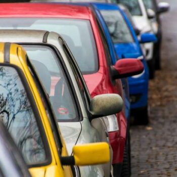 Driver comes up with genius way to stop people parking too close to them