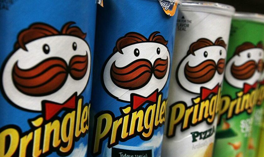 Malbouffe : le géant des barres chocolatées Mars avale le fabricant des Pringles