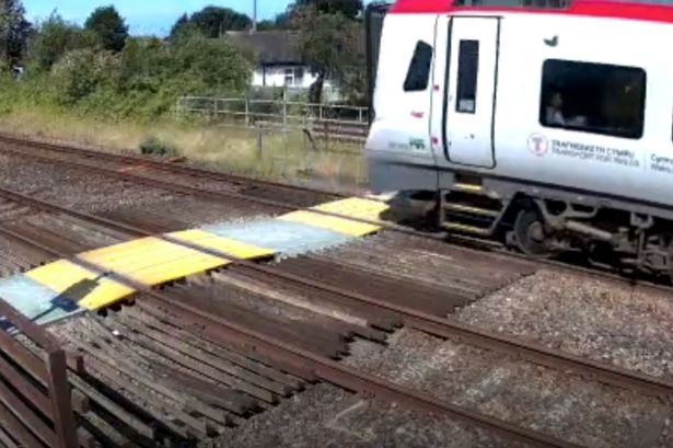 Horrifying moment toddler wanders out in front of oncoming train alone