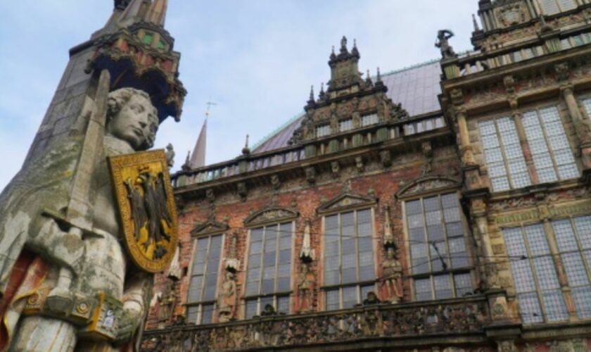 Roland-Statue auf dem Markt in Bremen