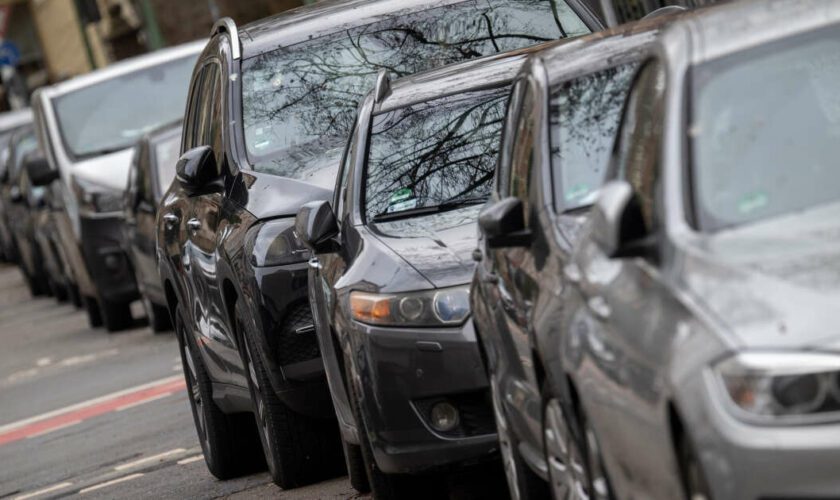 À l’“ère du SUV”, les rues allemandes sont devenues trop étroites