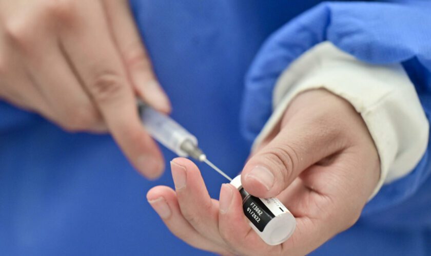 BioNTech et Pfizer, pionniers du vaccin anti-Covid, échouent à créer une injection combinée anti-grippe