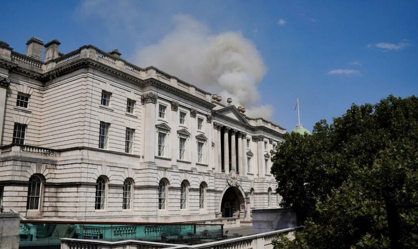 Somerset House: Brand im historischen Londoner Somerset House