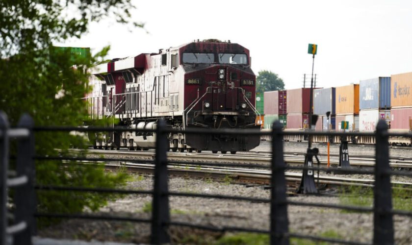 Au Canada, le gouvernement impose la reprise du fret ferroviaire, crucial pour l'économie