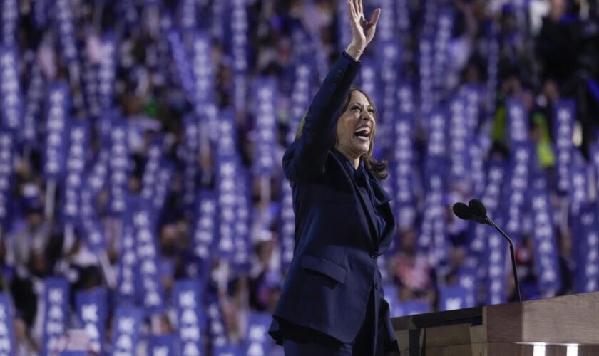 Convention démocrate, jour 4 : Kamala Harris promet d'être "la présidente de tous les Américains"