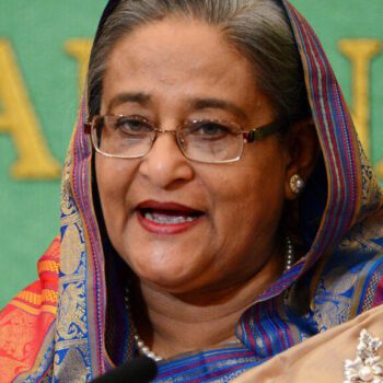 Le Bangladesh annule le passeport diplomatique de Sheikh Hasina, l'ex-Première ministre en fuite