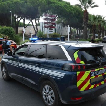 Terrorverdacht nach Explosion vor Synagoge in Südfrankreich