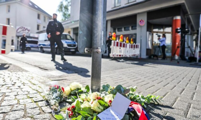 Nach dem Messerangriff herrscht in Solingen Trauer. Foto: Christoph Reichwein/dpa