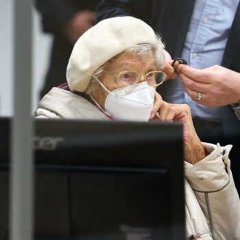 Pourquoi la condamnation d’Irmgard Furchner, ex-secrétaire dans un camp de concentration, est une première