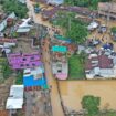 Flut in Bangladesch: Wo die Schornsteine aus dem Wasser ragen