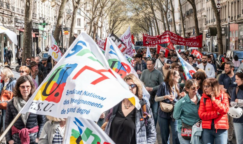 Trois syndicats enseignants appellent à la grève le 10 septembre contre les évaluations des élèves