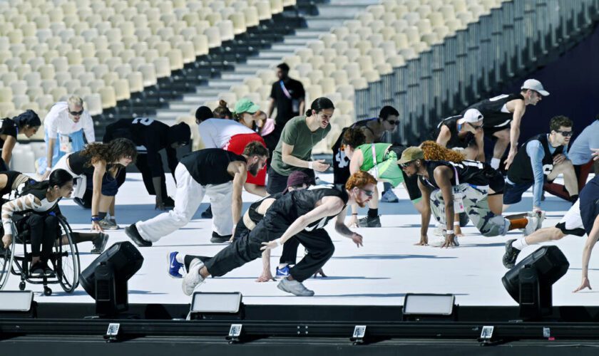 EN IMAGES – Au cœur des répétitions de la cérémonie d’ouverture des Jeux paralympiques 2024