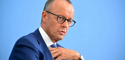 Friedrich Merz wirft Olaf Scholz Kontrollverlust vor