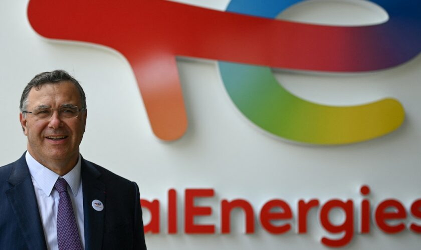 Patrick Pouyanné TotalEnergies, le 28 mai 2021 à La Défense. (Photo by Christophe ARCHAMBAULT / AFP)