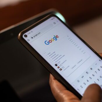 Voici la nouvelle méthode pour protéger votre compte Google contre les fuites de données. Tout ce dont vous avez besoin, c'est d'un téléphone !