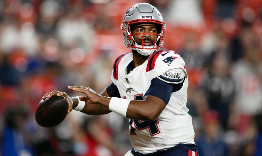 Patriots name Jacoby Brissett starting quarterback for Week 1