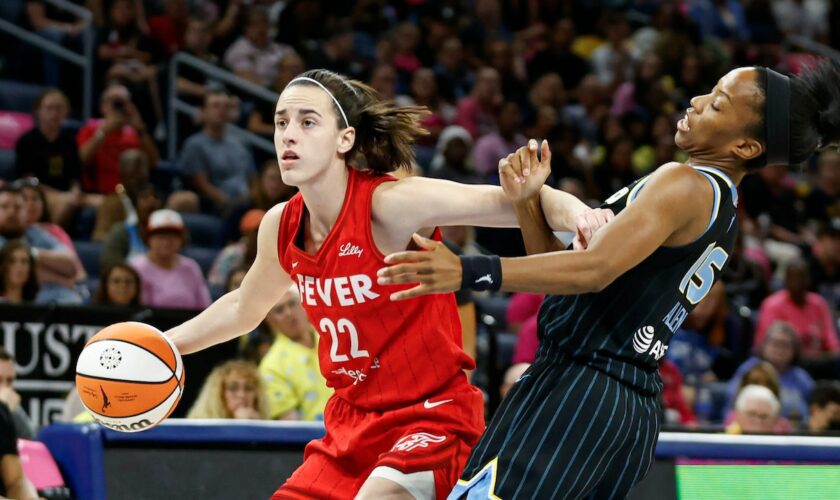 Caitlin Clark breaks countless WNBA records while wearing Kobe shoes vs. Angel Reese's Sky