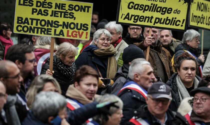 900 millions d’euros d’aménagements ferroviaires au sud de Bordeaux : les élus et les citoyens divisés sur leur utilité