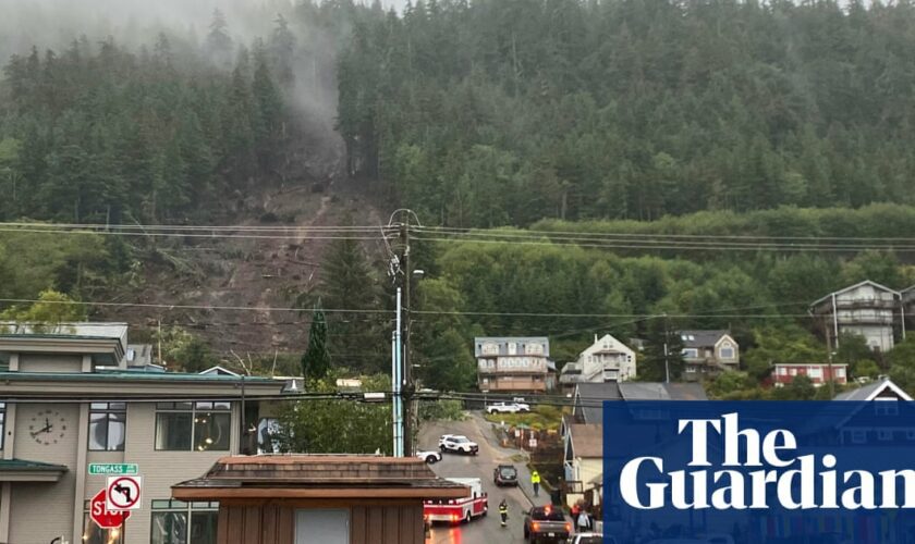 Alaska landslide kills one person and injures three