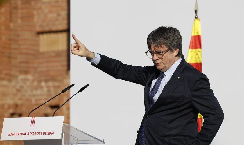 Así ha sido la reaparición de Carles Puigdemont en Barcelona