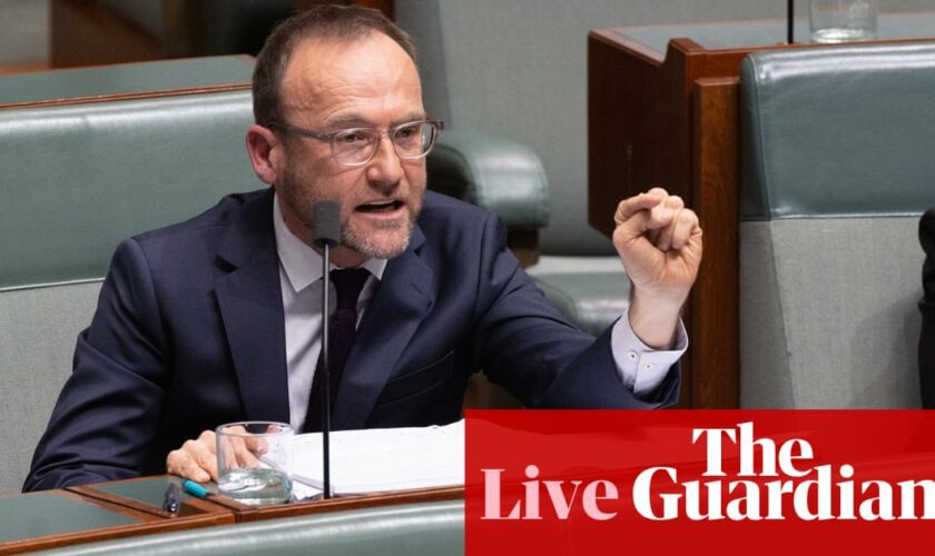 Australia news live: Greens to promise ‘Robin Hood reforms’ including profits tax; Albanese lands in Tonga