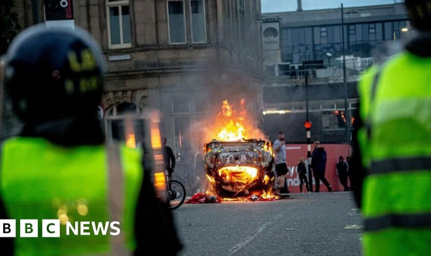 Boy, 15, admits role in Sunderland riot