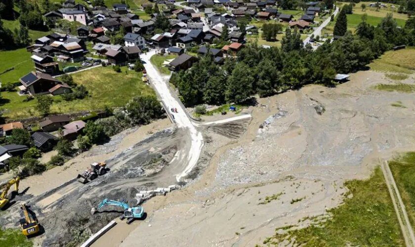 El cambio climático acelera las coladas rocosas en los Alpes suizos