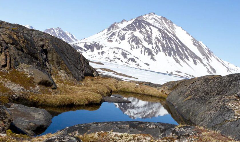 El hielo de Groenlandia ya se derritió en el pasado y los científicos avisan: «No compre una casa en la playa»