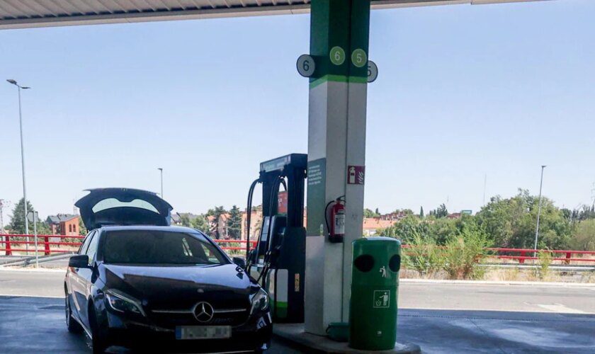 El precio de la gasolina marca el registro más bajo del verano