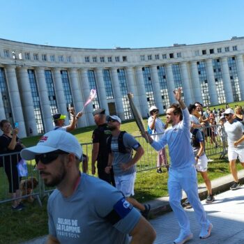 Flamme paralympique dans le Val-d’Oise : émotion, ferveur, fierté... Revivez les temps forts de la journée