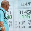 Global stock markets sink on US economy fears