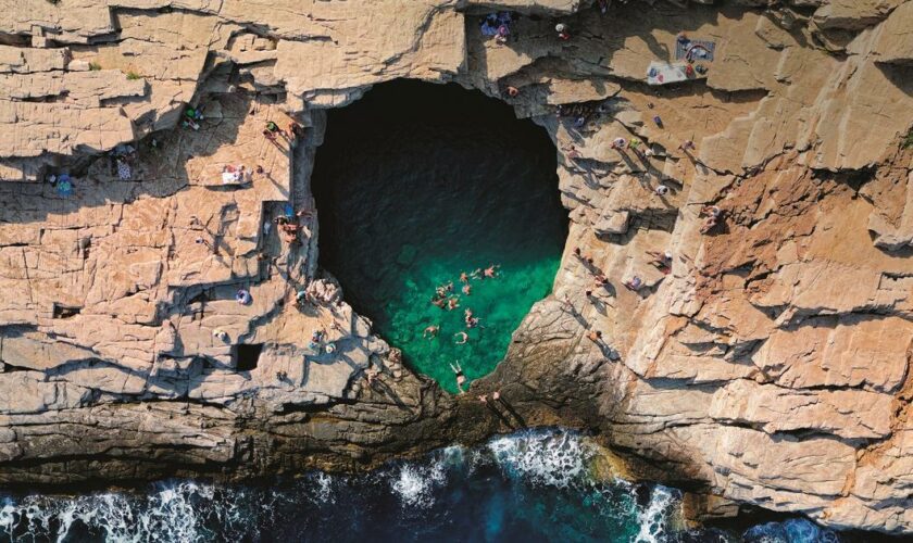 Îles mystérieuses, villages perchés, splendides falaises... Voyage en Thrace, à la découverte d'une Grèce au confluent de deux mondes