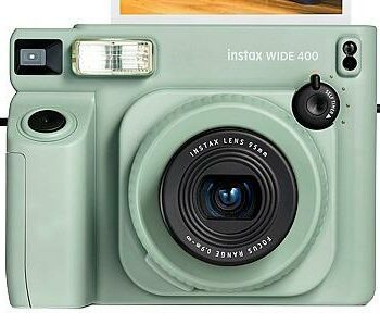 Instax Wide 400&nbsp;: le retour de la photo instantanée papier en grand et en large