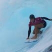 JO - Johanne Defay en bronze à Teahupo'o, première médaille du surf français