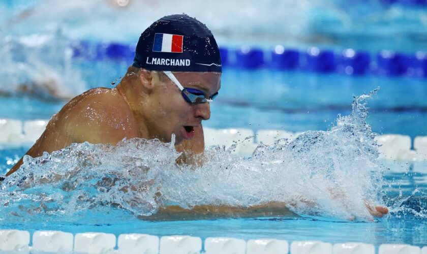 JO - Natation: au pied du podium, premier échec pour Léon Marchand lors du relais 4x100 mixte