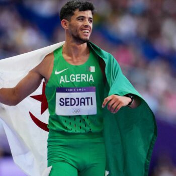 JO Paris 2024 : l’athlète algérien Djamel Sedjati, médaillé de bronze sur le 800 m, visé par une procédure judiciaire