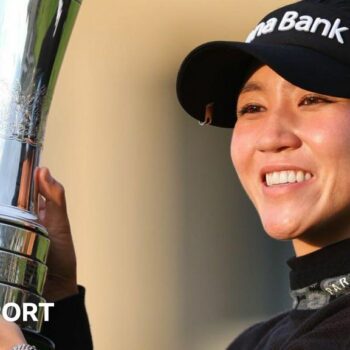 Lydia Ko with the AIG Women's Open trophy