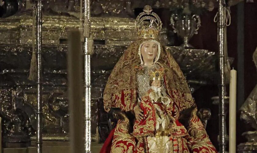 La Virgen de los Reyes también tiene vísperas