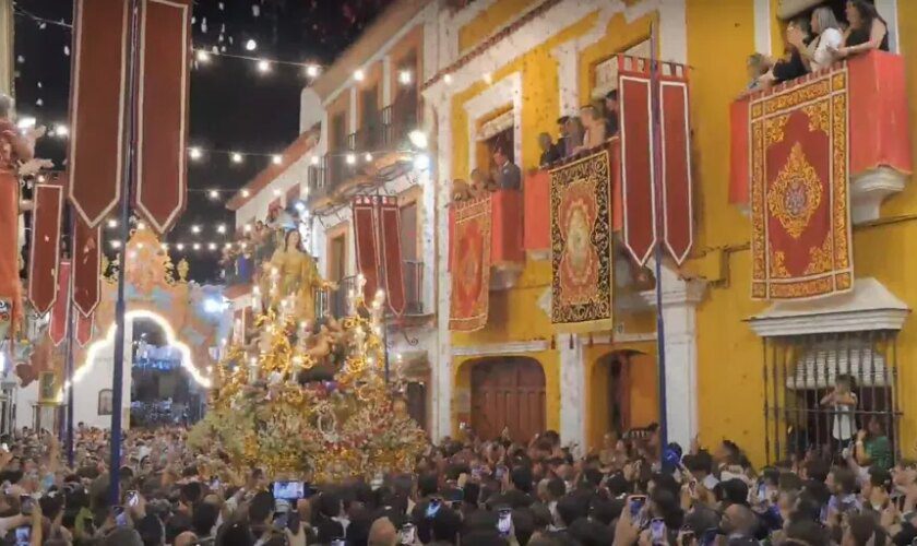 La Virgen sube al cielo en la provincia de Sevilla cada 15 de agosto