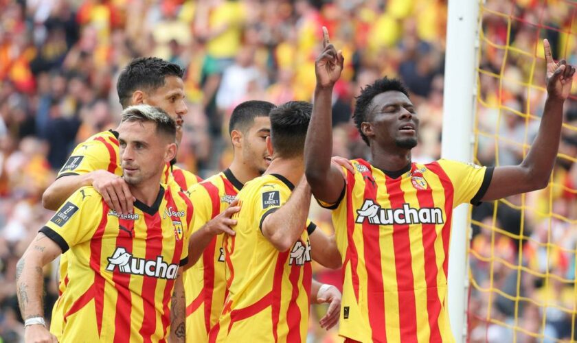 Ligue 1 : Lens enchaîne brillamment et plonge Brest dans les doutes