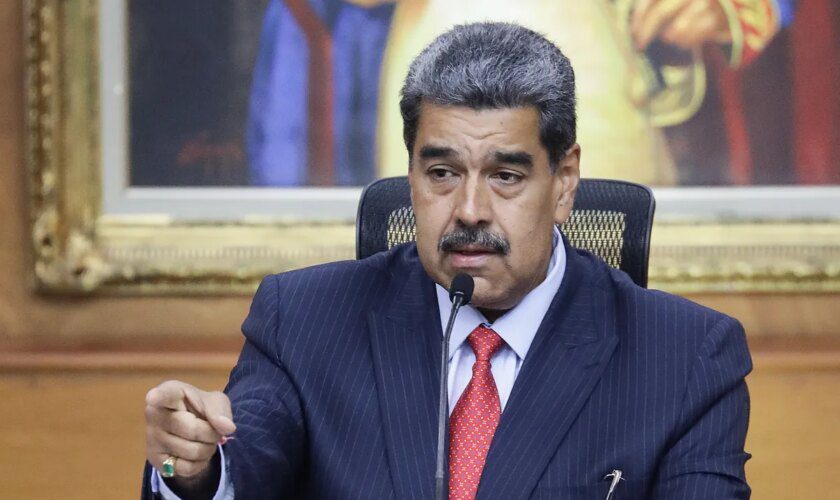 Maduro ordena el cierre durante 10 días de la red social X