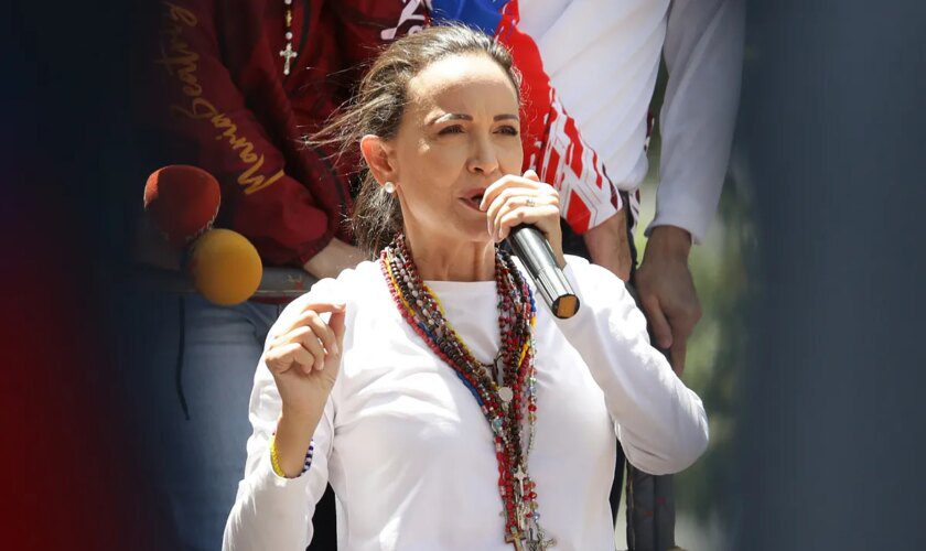 María Corina Machado: "Seguimos en la calle de manera pacífica, pero no débil"