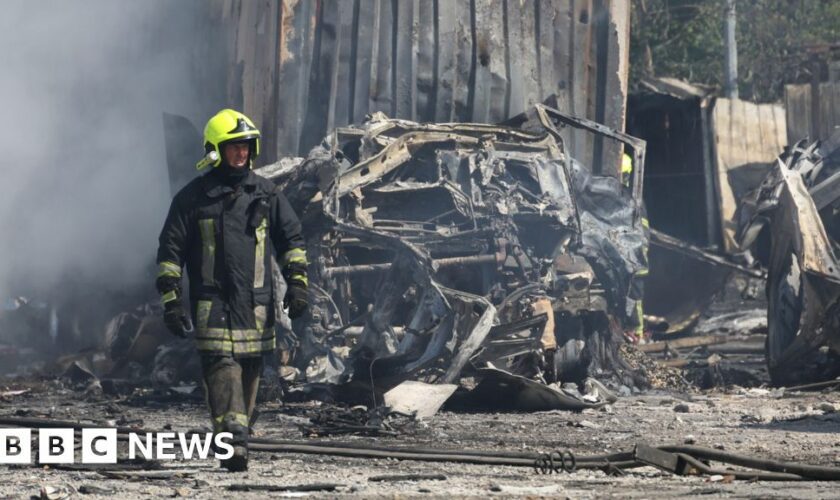 Massive Russian strikes hit Ukraine for second day