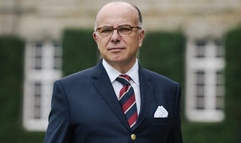 Matignon: plutôt bienveillante, la droite fixe des lignes rouges à la nomination de Bernard Cazeneuve