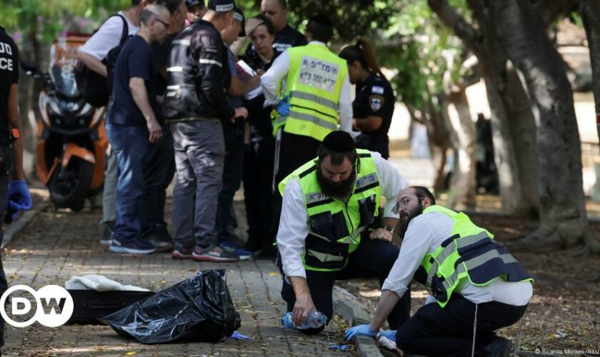 Middle East updates: 2 killed in Israel stabbing attack