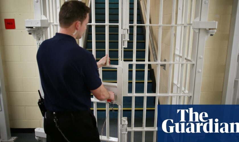 Ministers prepare extra 500 prison places for accused far-right rioters