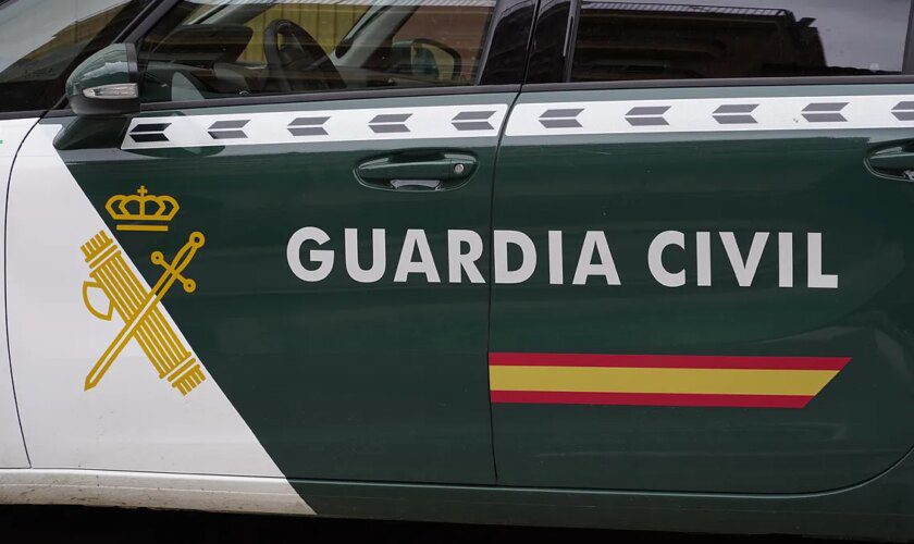 Muere un agente de la Guardia Civil a los 53 años tras ser picado por una avispa en su finca de Villaquejida (León)