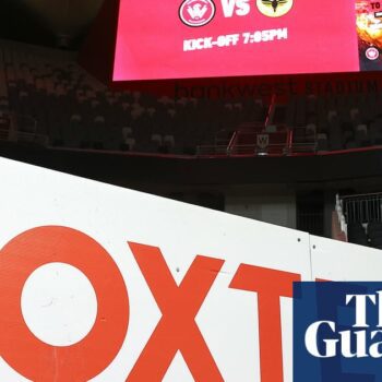 News Corp considers selling off Australian pay TV operator Foxtel