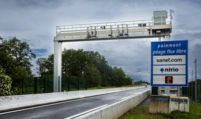 « Nous sommes pris pour des délinquants » : bientôt lancés en Normandie, les péages en flux libre font déjà débat