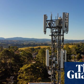 Optus and Telstra delay 3G network shutdown until October